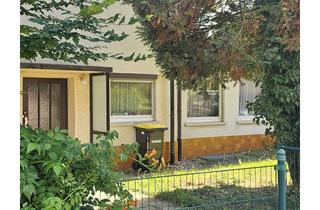 Doppelhaushälfte kaufen in 75179 Brötzingen, Charmante Doppelhaushälfte mit viel Potenzial für die kleine/ junge Familie