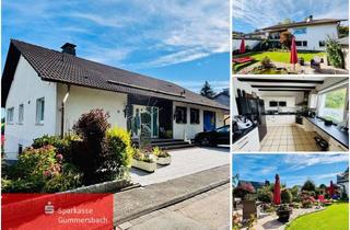 Haus kaufen in 51643 Gummersbach, Großzügige Immobilie mit Einliegerwohnung in Bestlage!