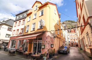 Haus kaufen in 56856 Zell, Attraktive Rendite mit bis zu 4 Wohnungen und sehr lukrativer Gastronomie in bester Lage von Zell