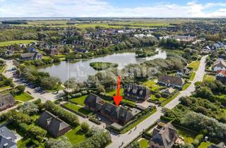 Haus kaufen in 25996 Wenningstedt-Braderup, ZWEI HAUSTEILE IN TOPLAGE AM DORFTEICH