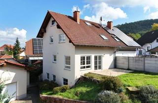 Doppelhaushälfte kaufen in 66892 Bruchmühlbach-Miesau, Gepflegte Doppelhaushälfte mit Einliegerwohnung, Terrasse und Garage