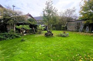 Einfamilienhaus kaufen in 75236 Kämpfelbach, ERSINGEN - Einfamilienhaus für Individualisten mit idyllischem Garten !