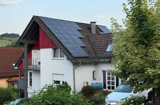 Einfamilienhaus kaufen in 35327 Ulrichstein, Modernisiertes Einfamilienhaus mit PV, Wärmepumpe & vermieteter ELW