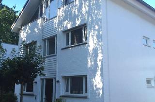 Haus mieten in Wilhelmshofallee 178a, 47800 Bockum, Schönes Haus direkt am Krefelder Stadtwald