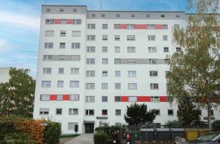 Anlageobjekt in 91058 Bruck, Sanierte 4-Zimmer-Wohnung mit Südbalkon und Weitblick in Erlangen