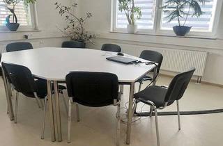 Büro zu mieten in 92442 Wackersdorf, In Büro-/Praxis-Haus: Helle Einheit im Erdgeschoß mit 4 Räumen, 2 x WC, ebenerdig, mit Parkplätzen!