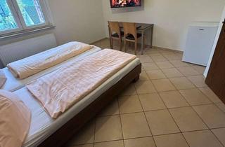 Immobilie mieten in 49565 Bramsche, Apartment, eingerichtetes Zimmer in einer Hotel ähnlichen Anlage.