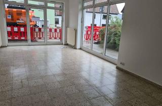 Geschäftslokal mieten in Leipziger Straße 24, 04828 Bennewitz, Ladengeschäft mit großer Lagerfläche zu vermieten