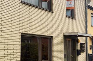 Einfamilienhaus kaufen in 52249 Eschweiler, Einfamilienhaus mit Garten für die Kleinfamilie in Eschweiler Nähe Stadtmitte