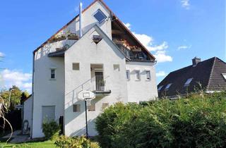 Wohnung kaufen in 13591 Staaken, Bezugsfreie 4-Zimmer-Eigentumswohnung, Dachgeschoß, ca. 98 m², 2 Balkone, Kamin, Garten, Carport