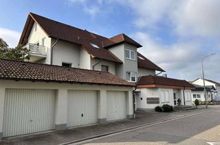 Wohnung kaufen in 76768 Berg (Pfalz), Helle Dachgeschosswohnung mit drei Balkonen und eigener Garage