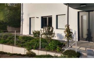 Wohnung mieten in Wolfsackerweg 26, 79761 Waldshut-Tiengen, Ruhige 2,5 Zimmer Wohnung mit Terrasse in Waldshut