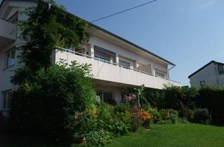 Wohnung mieten in 70806 Kornwestheim, Helle Dachgeschosswohnung mit 2,5 Zimmern sowie Balkon und EBK in Kornwestheim