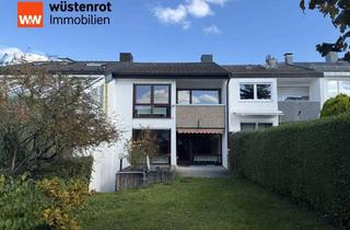 Haus kaufen in 71032 Böblingen, Schönes Reihenmittelhaus in Böblingen mit Garten, Balkon & Garage in zentraler und ruhiger Wohnlage