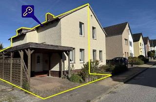 Doppelhaushälfte kaufen in Helenenstraße 31, 24149 Neumühlen-Dietrichsdorf, Doppelhaushälfte zum Herrichten in Kiel-Dietrichsdorf