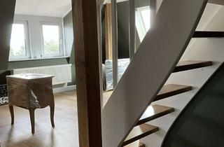 Immobilie mieten in Friedrich-Engels-Straße 14, 15537 Grünheide (Mark), Loft-Maisonette mit Galerie & Holzbalken | Voll möbliert | Exklusives Wohnen auf Zeit | nahe Tesla
