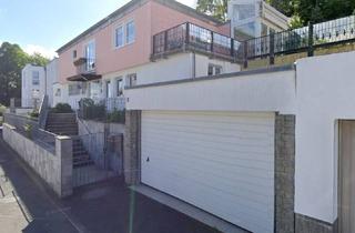 Haus kaufen in 97204 Höchberg, Gepflegtes und großzügiges EFH mit tollem Weitblick in ruhiger Lage von Höchberg