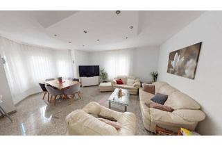 Wohnung kaufen in 73235 Weilheim an der Teck, Weilheim an der Teck - Großzügige 3-Zimmer-Wohnung mit Südbalkon in WeilheimTeck