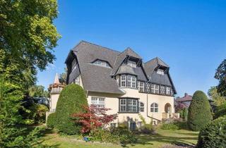 Wohnung kaufen in 13465 Berlin, Berlin - Historische Berliner Eleganz mit modernem Komfort in grüner Oase