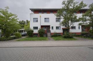 Wohnung kaufen in Nudower Grund, 14558 Nuthetal, Haus im Haus über 4 Etagen in bester Südlage inklusive 2 KFZ Stellpätze! Bezugsfrei