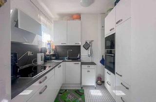 Wohnung kaufen in 51065 Buchforst, Charmante 2-Zimmer-Eigentumswohnung mit großer Dachterrasse und Denkmalschutz in Mülheim