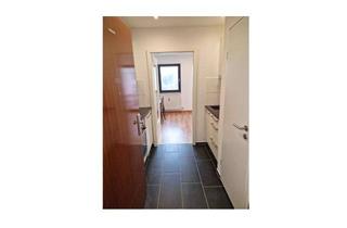 Wohnung kaufen in Sophienstr. 69, 76133 Weststadt, Vollausgestattetes Mikroapartment in KA-Weststadt - Balkon, TG, Airbnb möglich, frei