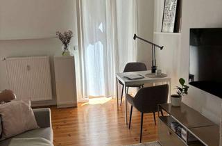 Wohnung mieten in Ufnaustraße 13, 10553 Berlin, Gemütliche möblierte 2 ZKB Altbauwohnung mit Holzböden und Balkon, befristet zu vermieten