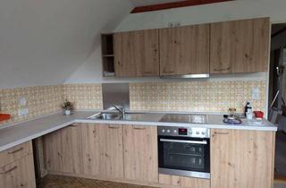 Wohnung mieten in Unterislinger Weg 29, 93053 Kasernenviertel, Helle 4-Zimmer Dachgeschosswohnung in Regensburg Kasernenviertel