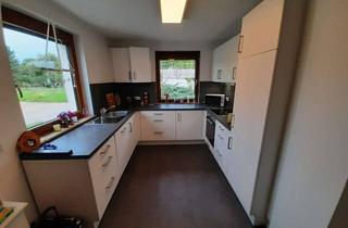 Wohnung mieten in 72127 Kusterdingen, Sanierte 4-Zimmer-Hochparterre-Wohnung mit Terrasse und Einbauküche in Kusterdingen