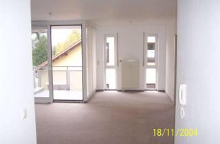 Wohnung mieten in Rheinstrasse 245, 76532 Oos, Gepflegte 2-Zimmer-Wohnung mit Balkon und Tiefgaragenstellplatz in Baden-Baden