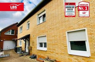 Haus kaufen in 52388 Nörvenich, Zwei Häuser, drei Wohnungen und viele Möglichkeiten