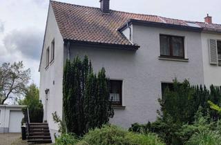 Doppelhaushälfte kaufen in 45699 Herten, Mit großem Garten und Garage! Doppelhaushälfte in ruhiger Lage von Herten