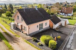 Einfamilienhaus kaufen in 78579 Neuhausen ob Eck, Naturnah & modern!Einfamilienhaus mit Doppelgarage