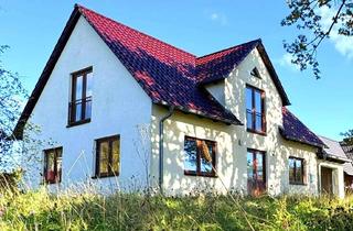 Haus kaufen in Dorfstraße 40, 17237 Grünow, Geräumiges 5,5-Zimmer-Haus in Grünow