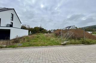 Grundstück zu kaufen in 63743 Schweinheim, Familientraum im Aschaffenburger Neubaugebiet „In den Rotäcker"!