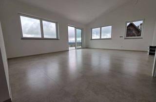 Wohnung mieten in Breuningerweg, 72290 Loßburg, Wohnung mit Balkon in schöner Lage in Loßburg-Rodt