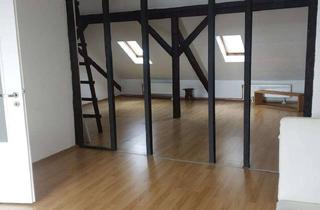 Wohnung mieten in 42277 Wuppertal, Helle 3-Zimmer Dachgeschosswohnung in Wuppertal-Oberbarmen