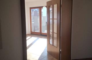 Wohnung mieten in 63911 Klingenberg, Gepflegte 3-Zimmer-Wohnung mit Balkon und Garten in Klingeberg Trennfurt zu vermieten