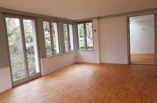 Wohnung mieten in 76199 Weiherfeld-Dammerstock, Lichtdurchflutete 2,5-Raum-Terrassenwohnung im Grünen