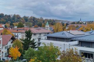 Wohnung mieten in Wackersberger Straße, 83646 Bad Tölz, Elegante 2 Zimmer-Wohnung mit einem fantastischen Blick über Bad Tölz und umlaufenden Balkon