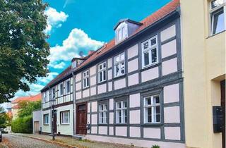 Haus kaufen in Bergstraße 12, 14641 Nauen, Charmantes Stadthaus mit Geschichte – mitten in der Nauener Altstadt