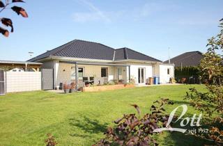 Haus kaufen in 26689 Apen, ++ Ansprechender und ebenerdiger Bungalow m. Garage u. D-Carport in Sackgassenlage von Augustfehn!++