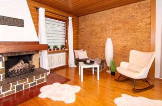 Einfamilienhaus kaufen in 51381 Bergisch Neukirchen, FREISTEHENDES EINFAMILIENHAUS - IHR DORNRÖSCHEN WARTET AUF DEN WACHKÜSSER - ANBAU EVENTUELL MÖGLICH