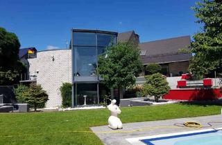 Villa kaufen in 32120 Hiddenhausen, Exkl. Villa + Pool u. großem Wellness-Faktor, zeitlos,elegant,klimatisiert, Raum Herford, Bielefeld