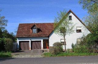 Einfamilienhaus kaufen in 97525 Schwebheim, Schwebheim - Großes Einfamilienhaus mit Doppelgarage und eingewachsen Garten