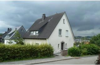 Haus kaufen in 57439 Attendorn, Attendorn - EFH auf großem Grundstück, Attendorn, tolle Aussicht, W-Hanglage