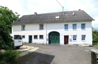 Haus kaufen in 54317 Osburg, Osburg - Haus mir 2 Wohneinheiten großes Grundstück Garten top