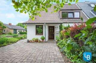 Haus kaufen in 24306 Plön, Plön - Klein aber oho- Gepflegtes REH mit pflegeleichtem Garten und wohnlich ausgebauten Spitzboden