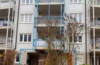 Wohnung kaufen in 91056 Erlangen, Erlangen - Gut geschnittene ETW inkl. Tiefgaragen Stellplätze