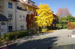Wohnung kaufen in Elly-Heuss-Knapp-Straße 29, 72074 Tübingen, Attraktive 3,5 Zimmer-Wohnung mit Terrasse/Garten und 2 TG-Stellpätzen in Tübingen-Lustnau